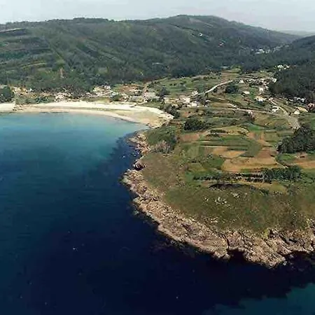 Playa De Estorde Апартаменты Сеэ